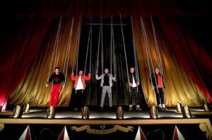 Inside *NSYNC’s ‘Bye Bye Bye’ Music Video: Watch