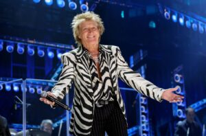 Rod Stewart Extends Las Vegas Residency Into Fall 2025